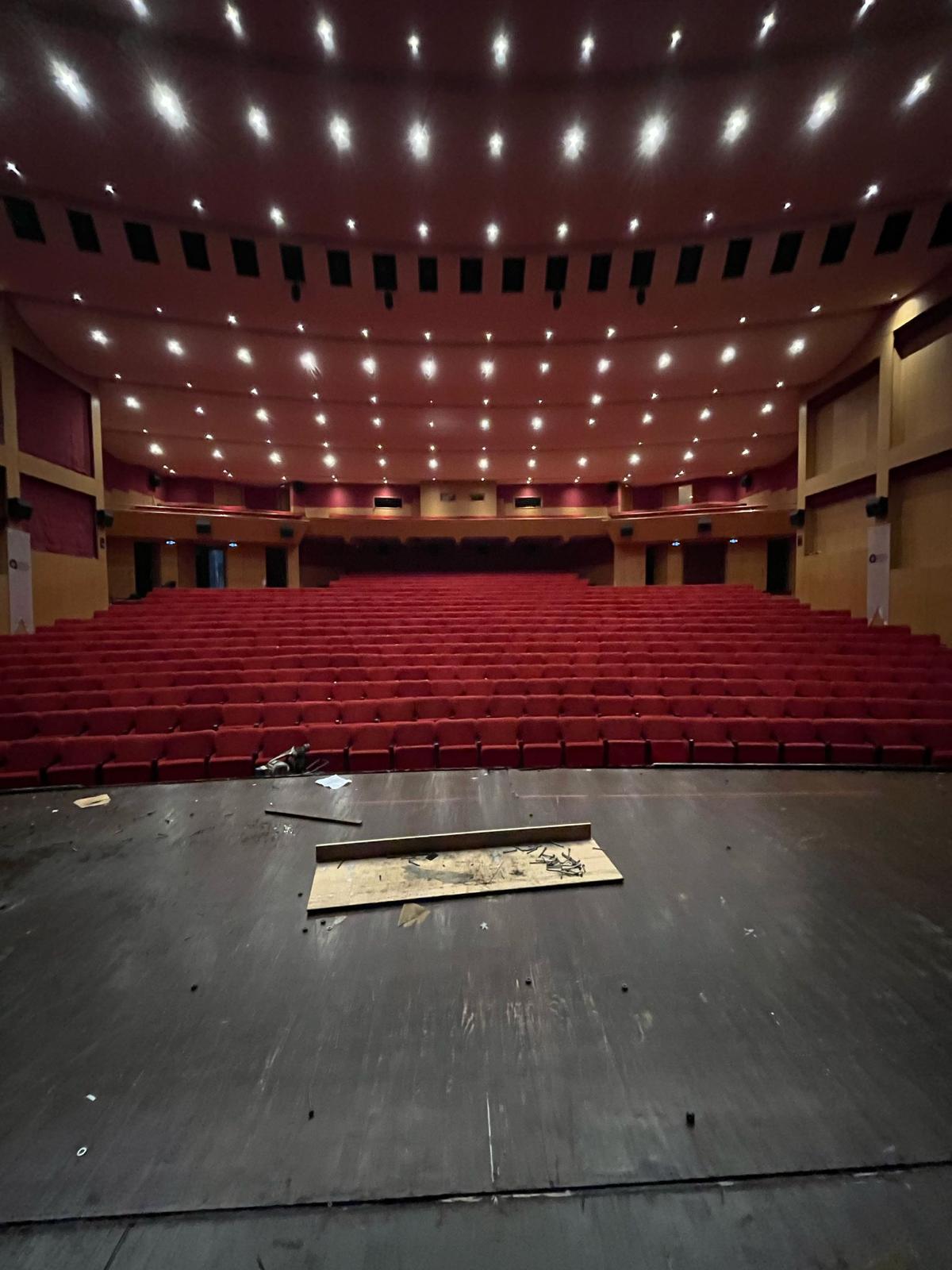 Antalya AKM Kültür Merkezi - Star Hall Koltuk Referans