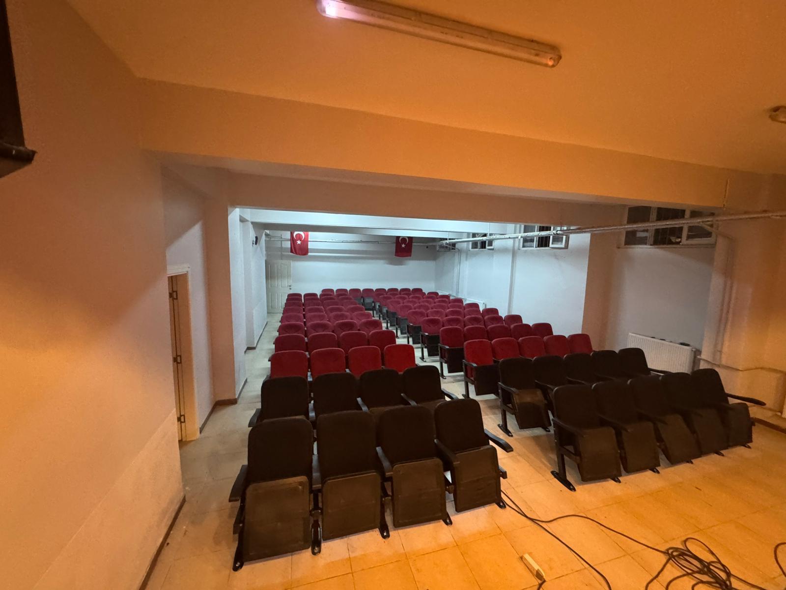 Osmaniye Düzici Ortaokulu - Star Hall Koltuk Referans