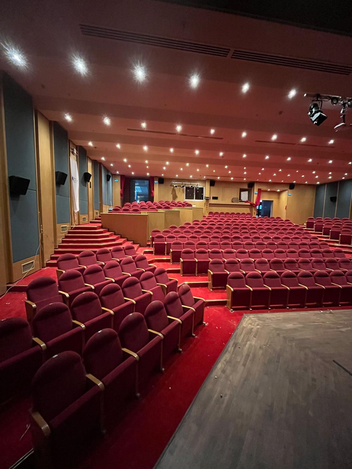 Antalya AKM Kültür Merkezi - Star Hall Koltuk Referans