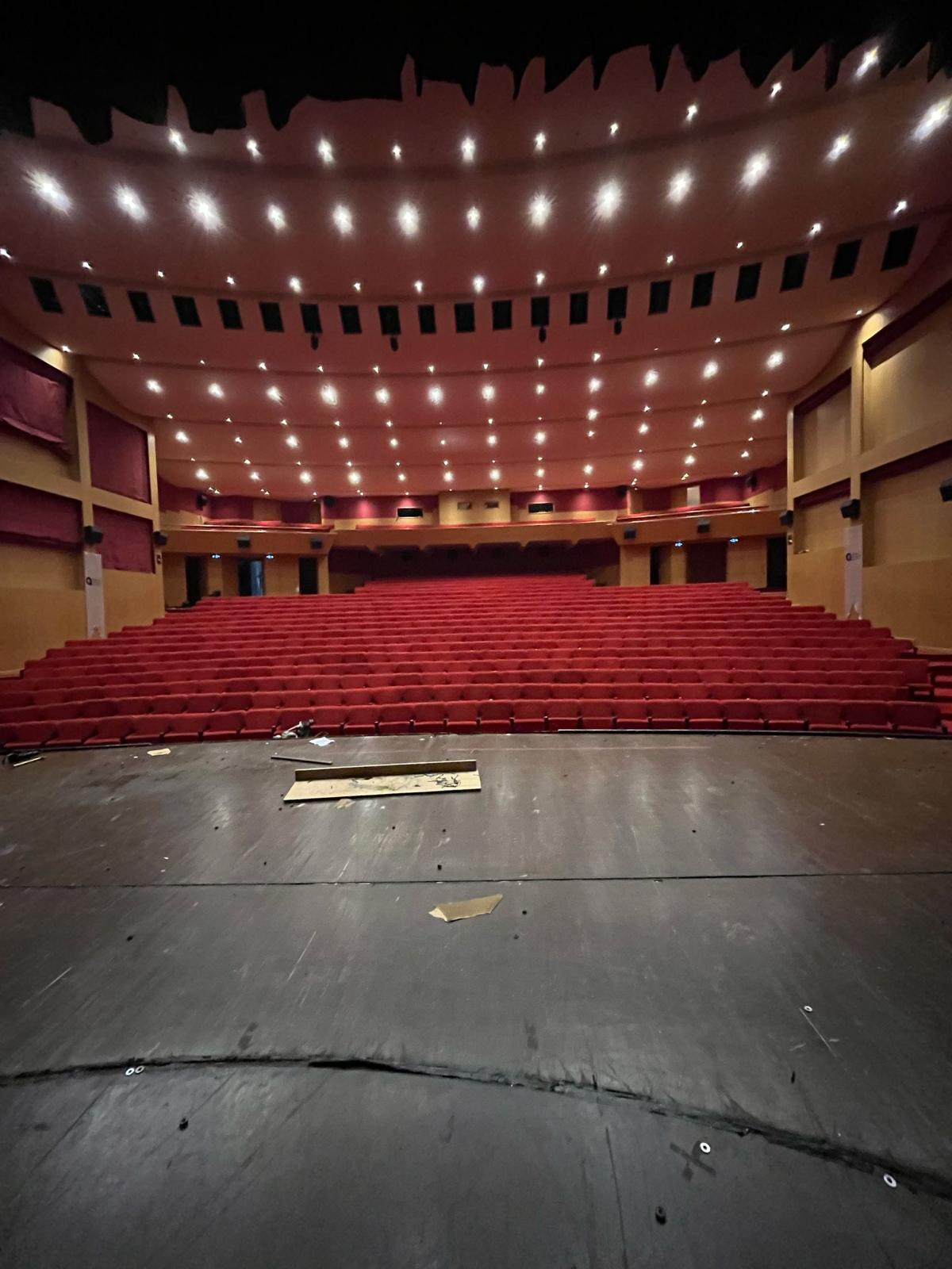 Antalya AKM Kültür Merkezi - Star Hall Koltuk Referans